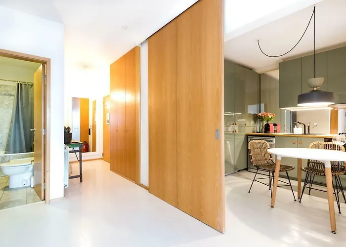 By The Sea With Large Private Terrace 아파트