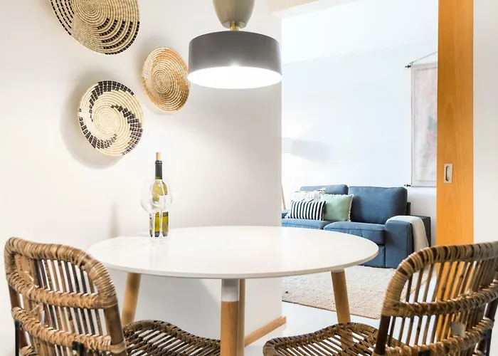 By The Sea With Large Private Terrace * 마토지뉴스